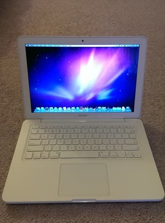 unibody Macbook 2009 for $250 1