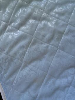 Queen size mattress for sale 2
