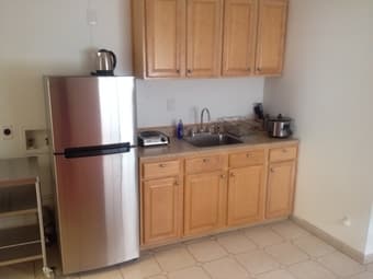 Furnished studio available in Sunnyvale 1