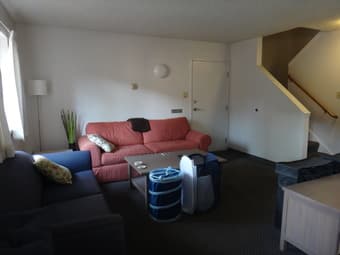 EV 1BR summer sublet $907/month (Jun-Sep) female only 3
