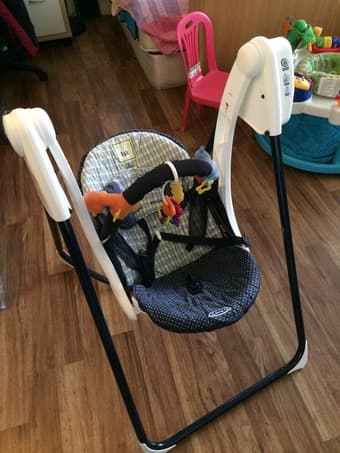 Graco 6-speed baby swing for sale-$30 1