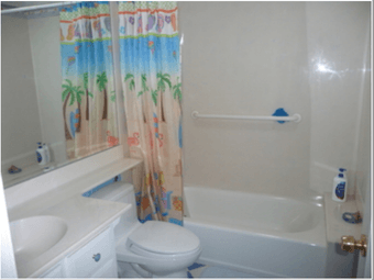 Comfortable Room in A Beautiful House 3