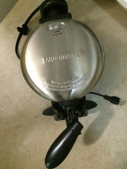 Waffle maker - $10 1