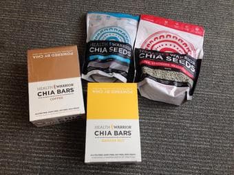 Chia seeds and granola bars 1