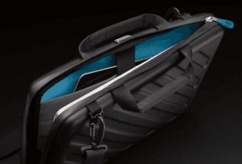 Thule Gauntlet 15" MacBook Pro Attaché case - $60 2