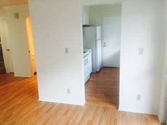 $2980 / 2br - 1026ft2 - 1026 sft 2 BR/1.5 BA/2 Car Garage + Downtown/ 2