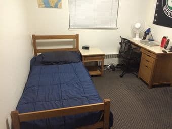 EV South Summer Sublet 6/8 - 9/18. $907/month 1