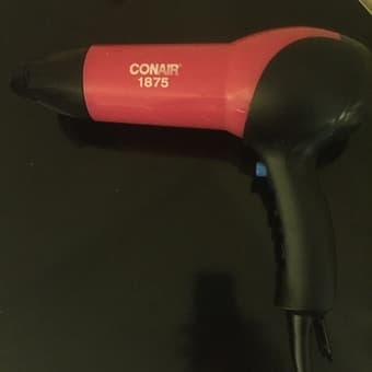 Hairdryer, Clothes rack, Iron+board, Kettle, Coffee press 1