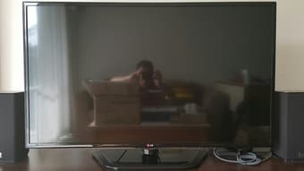 LG 47-inch Full-HD LED TV for sale - $399 1