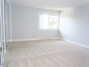 转租大主卧，有独立卫生间，7月1号可入住，$1625/月，位于2101 California Street, Mountain View 1