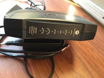 moving sale-----MOTOROLA SBG900 wireless surfboard Gateway - $40 1
