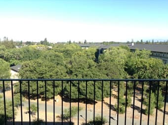 EV one bedroom apartment May 11-June 01, $1200 1