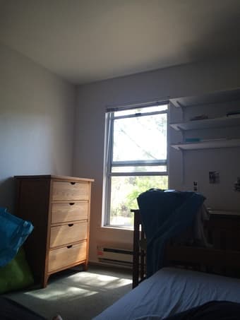 Stanford on-campus housing (Rains 4BR), available Sept 6 - Sept 20 1