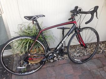 2014 Raleigh Revenio 2.0 - 54cm - $700 1