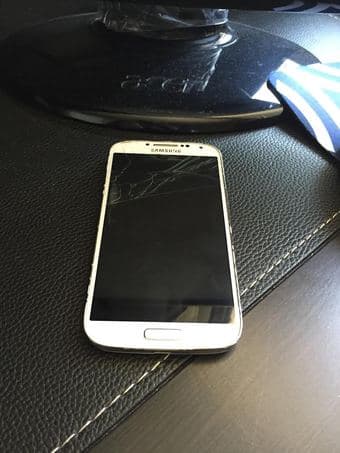 MacBook Pro 13-inch, iPhone 4S, Samsung Galaxy S4 1