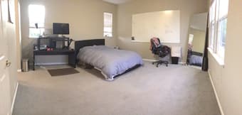 Spacious master bedroom available in 3BD, 2.5BT in Mountain View 3