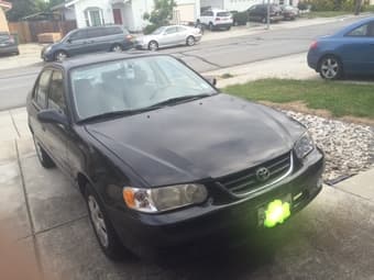 2001 Toyota Corolla LE around 80k - $3600 3