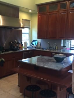 5 Bedroom House In Palo Alto With 2 Car Garage 2