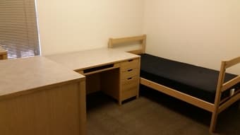 [Sublet] Lyman Graduate Residence 2BR/1BA (6/15 to 9/15) 1