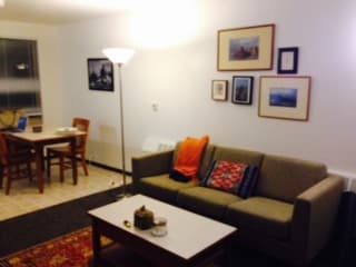 Subletting my 1 bedroom apartment in EV this summer 1
