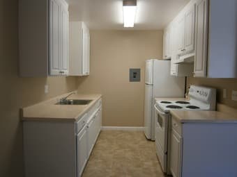 URGENT: need housemate for 2br/1ba apartment! $1230/mo 2