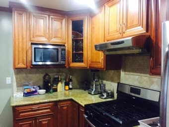 Beautiful furnished 2 Bed/ 1 bath Single Family House 1
