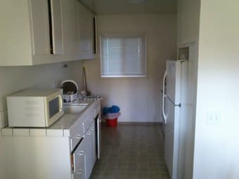 Sublet in Escondido Village at $907/month for 06/14/2015 - 07/11/2015 2
