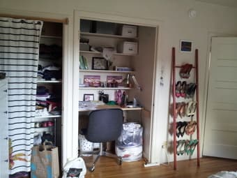 Room w/ bathroom + private deck, 3 blocks from University & Cowper 2