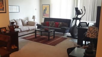 GREAT 1BR CLOSE TO CAMPUS Available end June onwards 1