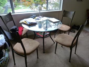 nice glass table and 4 chairs 1