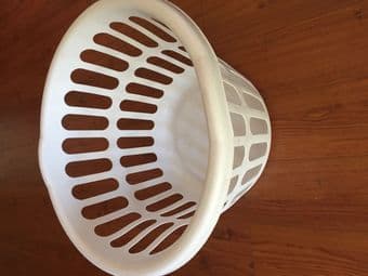 moving sale: laundry basket----$5 1