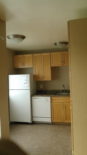 Nice studio near Stanford for $1495 2