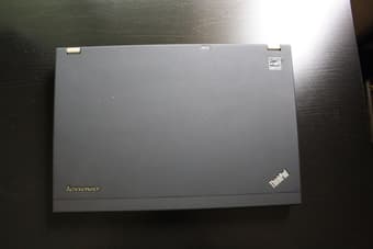 Thinkpad X220: i5 2.5Ghz, 8GB ram, 320gb. 2