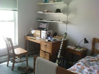 Room available in Stanford (Rains graduate housing) for the summer 1