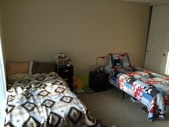 Master bedroom for two people near downtown Mountain View - $925/each 3