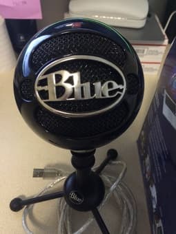 Blue Snowball USB Microphone - like new - with box - $30 1