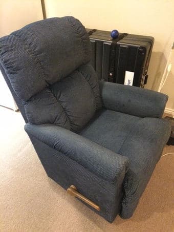 Recliner Lazy Boy - $20 1