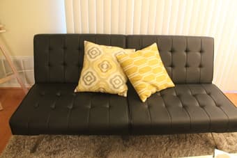 Selling FUTON !! 1