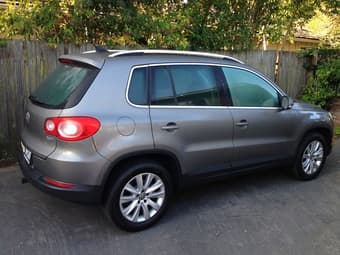 Volkswagen Tiguan SE 2009 - $13000 1