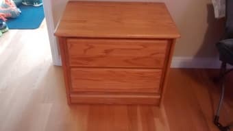Moving Sale! Desk Set, Futon, Bureaus, Lamp, & Rugs for Cheap 3