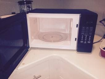 Selling Microwave for $20 2