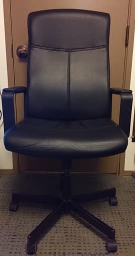 Nice desk char for $45 (purchased for $90) 1