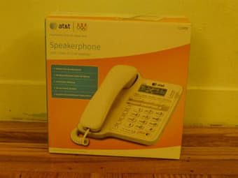 AT&T CL2909 Speakerphone with caller ID/call waiting ***Like New***$10 1