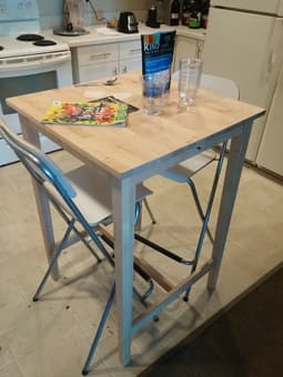 FOR SALE - BAR/KITCHEN TABLE AND CHAIRS 2