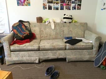 $20 Couch - on campus 1