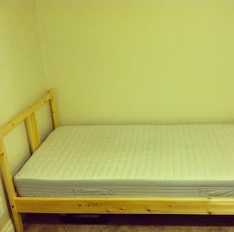 Selling BED and MATTRESS for $130 3