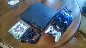 Selling PS3 + extras!! 1