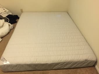 6 month old mattress for sale, 80$ negotiable 1
