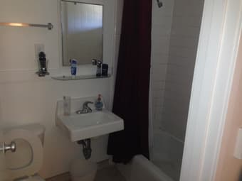 EV one bedroom of 3BR apartment, Stanford on campus housing 3