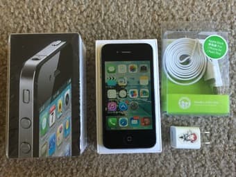 Iphone4 32G(black) , Iphone4s 32G(white) ,29inch luggage 1